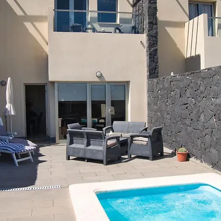 Sun Bay Villas, Lovely 3 Bed With Private Pool & Sea Views 빌라 *